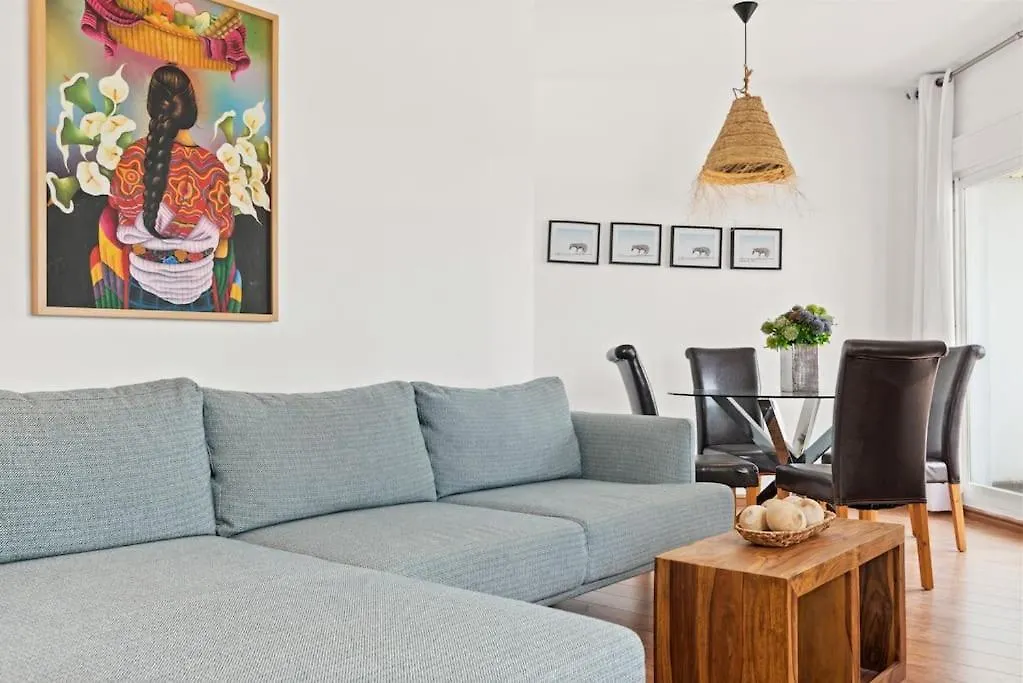 Gorgeous 3 Bedroom Apart With Sea Views, Pool Marbella Spanyolország